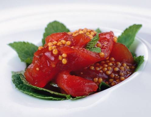 Thunfisch-Sashimi in Orangen-Senfkörner-Sauce