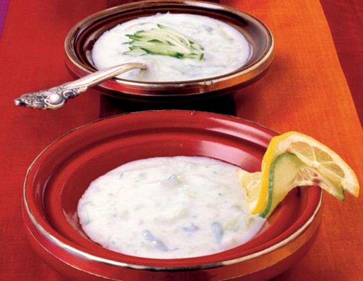 Gurken-Joghurt-Salat (Khira Raita)