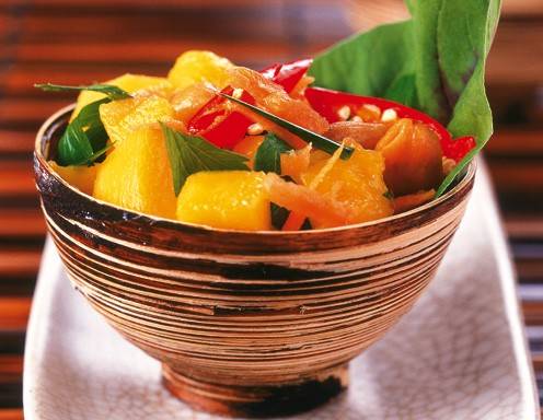 Mango-Papaya-Salat mit Sardellensauce Rezept - ichkoche