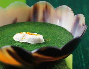 Spinatsuppe nach Mogul-Art Spinatsuppe nach Mogul-Art
