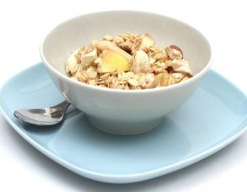Haferflocken Frühstück mit Nüssen Haferflocken Frühstück mit Nüssen