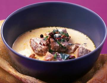 Lammsuppe mit Koriander Lammsuppe mit Koriander