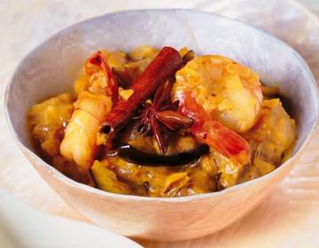 Auberginen-Curry mit Garnelen Auberginen-Curry mit Garnelen