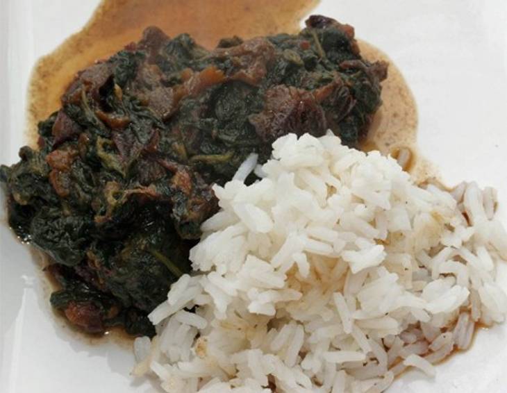 Lammtopf mit Dörrzwetschken und Spinat Lammtopf mit Dörrzwetschken und Spinat