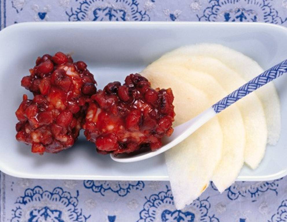 Reisbällchen in Azukibohnen-Paste Reisbällchen in Azukibohnen-Paste