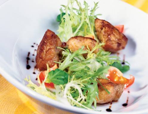 Blattsalat mit Kalbsbries Rezept - ichkoche.at