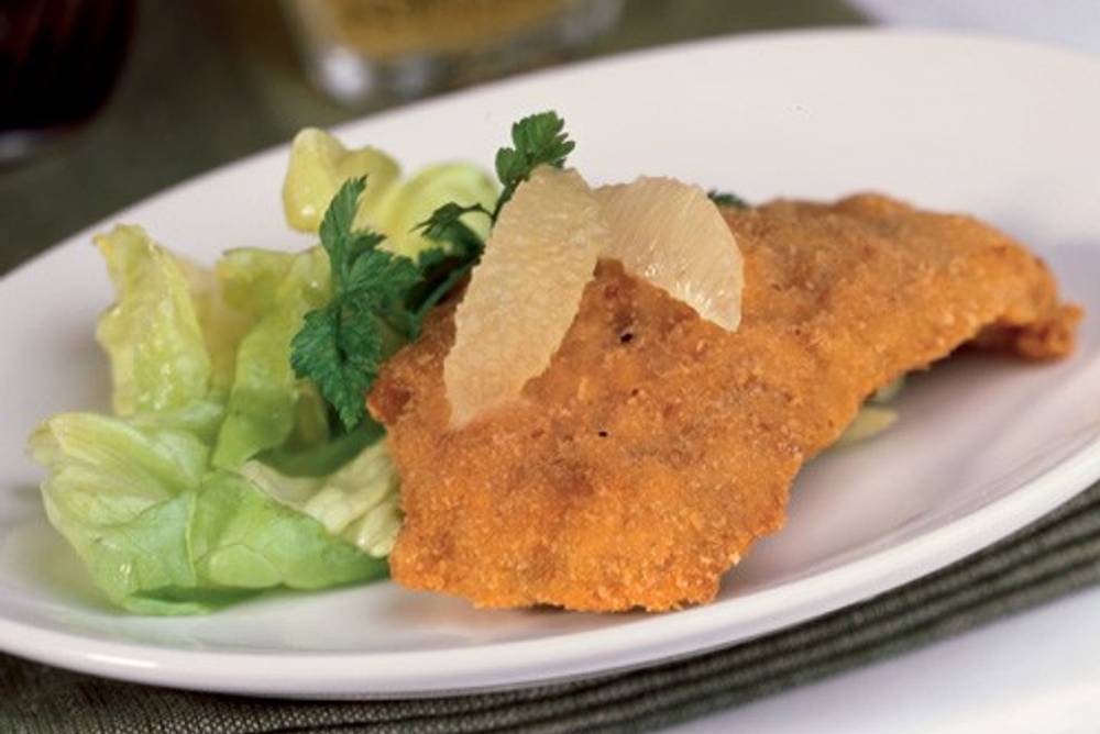 Wiener Schnitzel vom Kalb mit Häuptelsalat