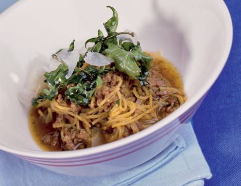 Linguine mit Kalbsragout und Rucola Rezept - ichkoche.ch