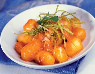 Gnocchi mit Tomaten-Lauch-Sugo