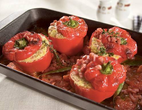 Gefüllte Paprika nach Sacher Art Rezept - ichkoche.at