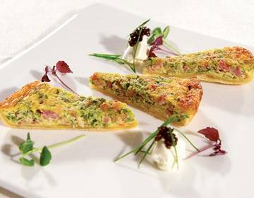 Zwiebelkuchen "Sacher Eck" Zwiebelkuchen "Sacher Eck"