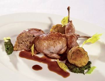 Wachteln mit Breinwurstfülle Wachteln mit Breinwurstfülle