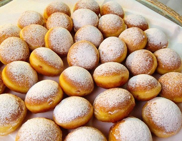 Sacher- Faschingskrapfen Sacher- Faschingskrapfen