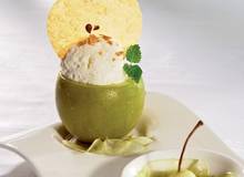 Gefüllte Äpfel mit Sauerrahmmousse Gefüllte Äpfel mit Sauerrahmmousse