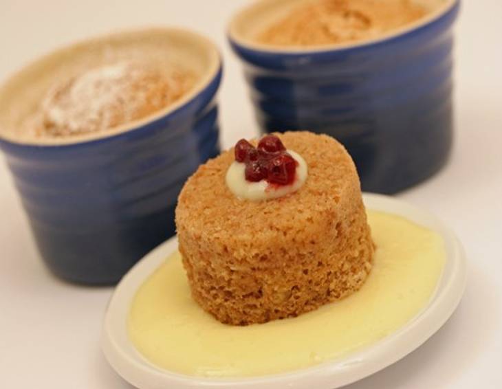 Maroniauflauf mit Bourbon-Vanille-Sauce Maroniauflauf mit Bourbon-Vanille-Sauce