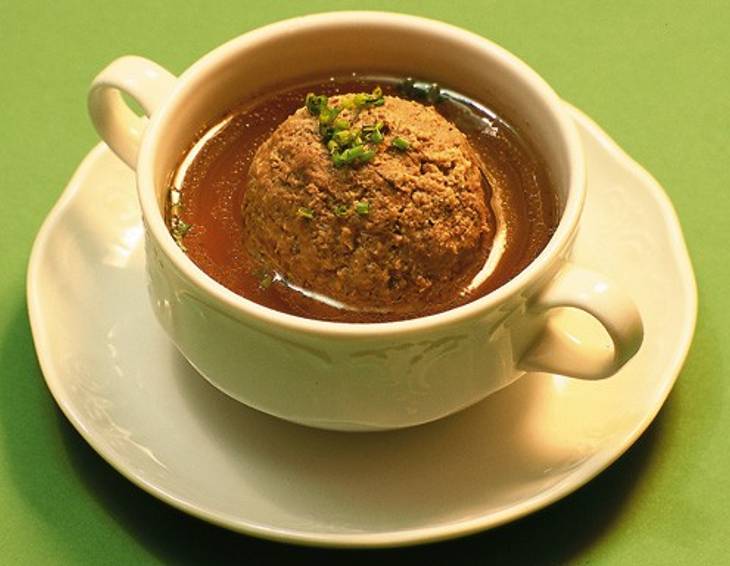 Leberknödelsuppe Leberknödelsuppe