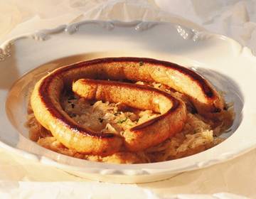 Erdäpfelwurst (aus rohen Erdäpfeln) Erdäpfelwurst (aus rohen Erdäpfeln)