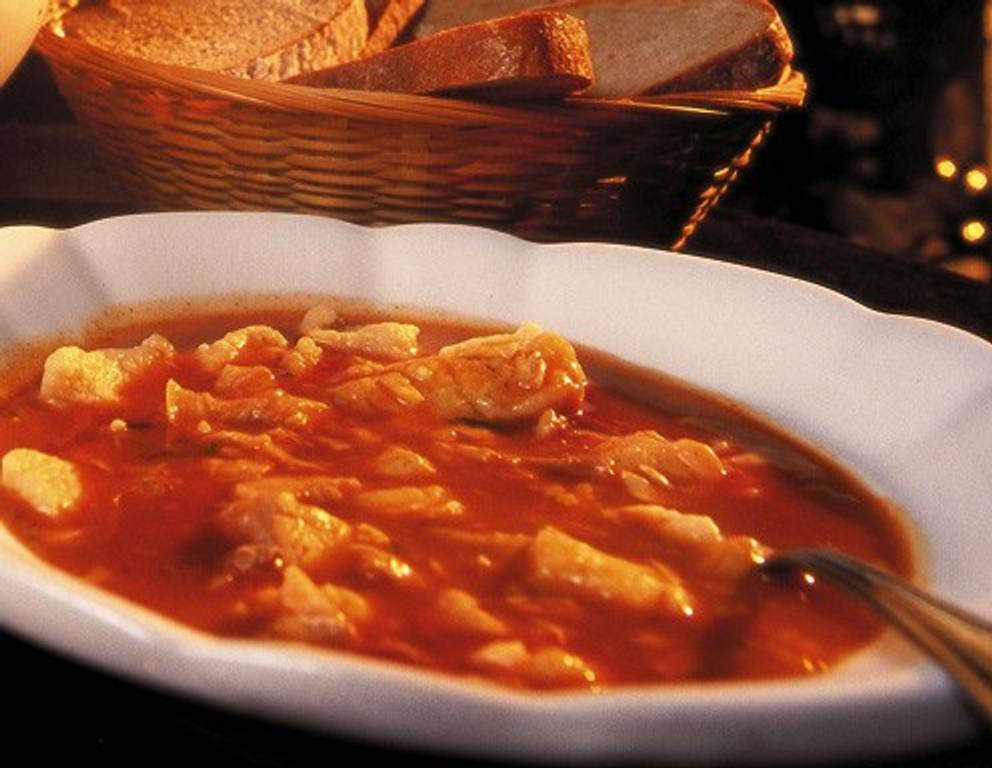 Gulasch vom steirischen Teichkarpfen Gulasch vom steirischen Teichkarpfen