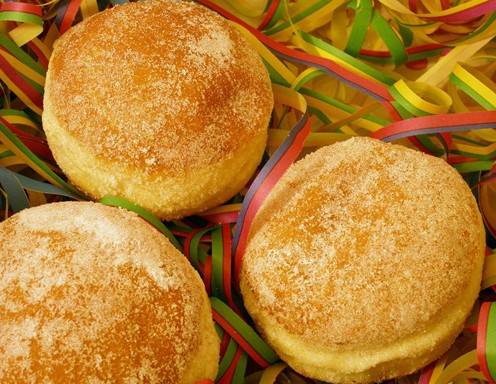 Faschingskrapfen Rezept - ichkoche