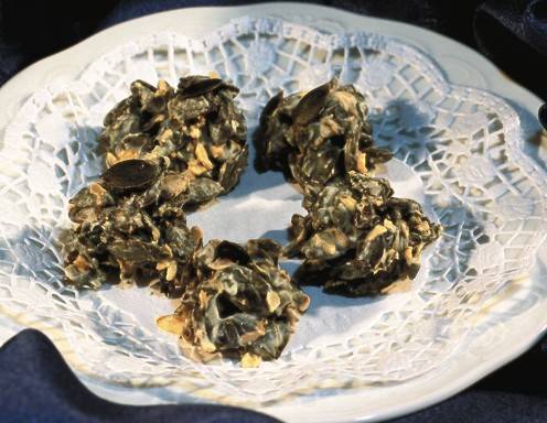 Kürbiskernkonfekt Rezept - ichkoche.de Kürbiskernkonfekt Rezept - ichkoche.de