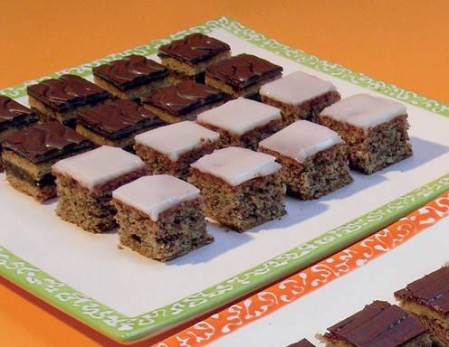 Saftige Nussschnitten Rezept - ichkoche.ch