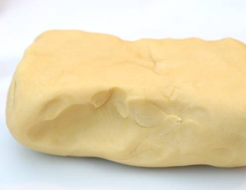 Mürbteig gesalzen - Grundrezept - ichkoche.de Mürbteig gesalzen - Grundrezept - ichkoche.de