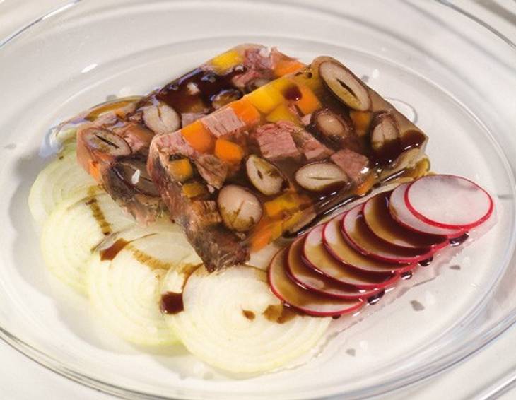 Käferbohnen-Tafelspitz-Sülzerl Käferbohnen-Tafelspitz-Sülzerl