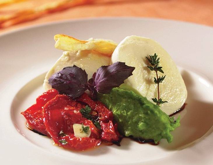 Bohnenpüree mit Büffelmozzarella Bohnenpüree mit Büffelmozzarella