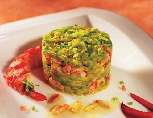 Torte von Avocado und Hummer in Pinienvinaigrette Rezept - ichkoche.de Torte von Avocado und Hummer in Pinienvinaigrette Rezept - ichkoche.de