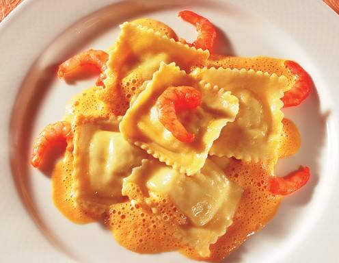 Garnelenravioli mit Garnelensauce