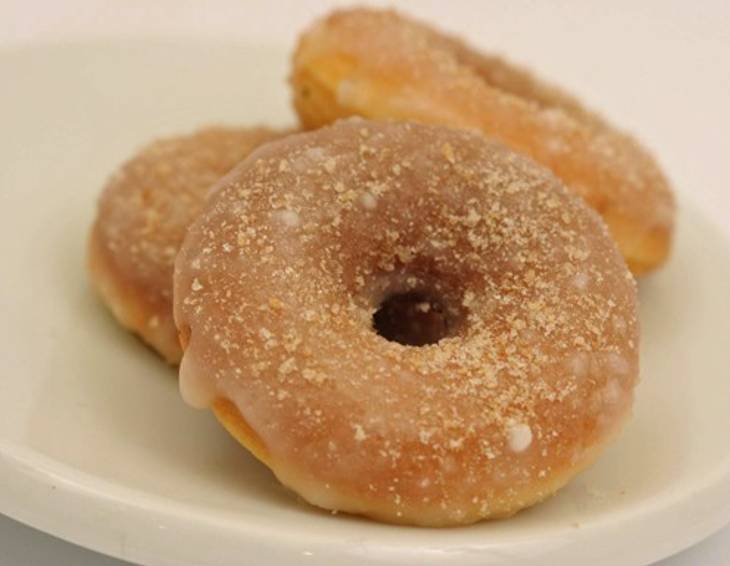 Donuts mit Zimt-Vanille-Zucker