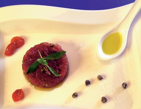 Tatar vom Thunfisch - Tartara di tonno con i tre olii Rezept - ichkoche.at