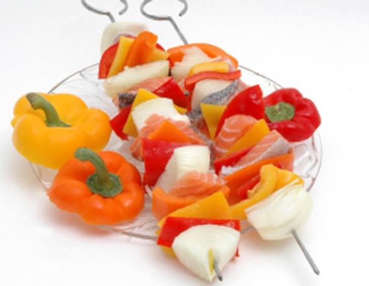 Gegrillte Fischspieße Gegrillte Fischspieße
