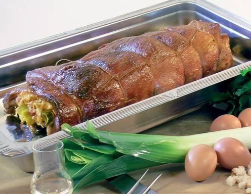 Gefüllte Kalbsbrust Rezept - ichkoche.de Gefüllte Kalbsbrust Rezept - ichkoche.de