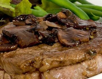 Kalbssteak in Morchel-Bier-Sauce Kalbssteak in Morchel-Bier-Sauce