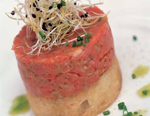 Tatar vom Limousin-Rind mit Schnittlauchöl Rezept - ichkoche.de