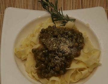 Taglierini mit Purée aus Feigen Taglierini mit Purée aus Feigen