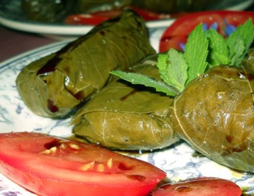 Gefüllte Weinblätter Rezept - ichkoche.de Gefüllte Weinblätter Rezept - ichkoche.de