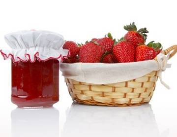 Erdbeer-Orangen-Konfitüre Erdbeer-Orangen-Konfitüre