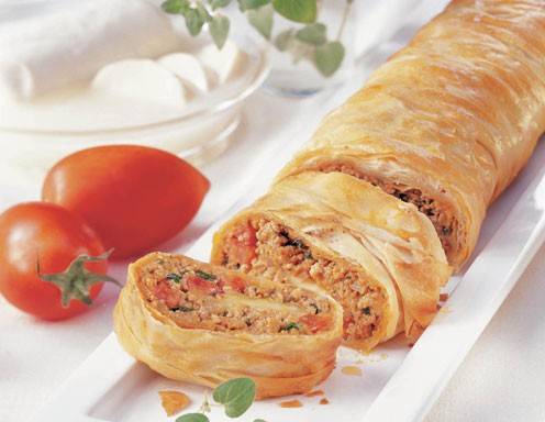 Pikanter Fleischstrudel Rezept - ichkoche.de Pikanter Fleischstrudel Rezept - ichkoche.de