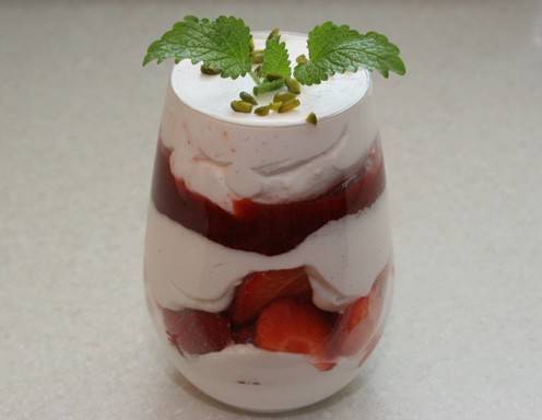 Erdbeer-Panna-Cotta