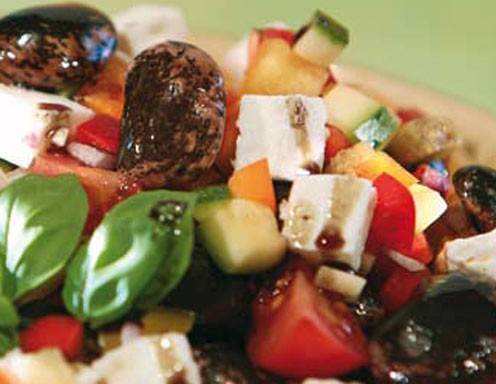 Schafkäsesalat mit Käferbohnen Rezept - ichkoche.de Schafkäsesalat mit Käferbohnen Rezept - ichkoche.de