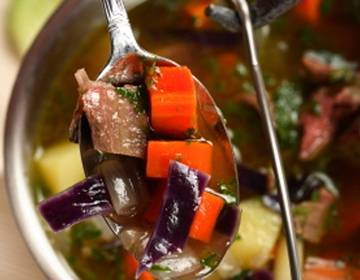 Caldo Verde (portugiesische Kohlsuppe) Caldo Verde (portugiesische Kohlsuppe)