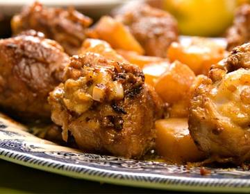 Pollo con pina (Huhn auf portugiesische Art) Pollo con pina (Huhn auf portugiesische Art)