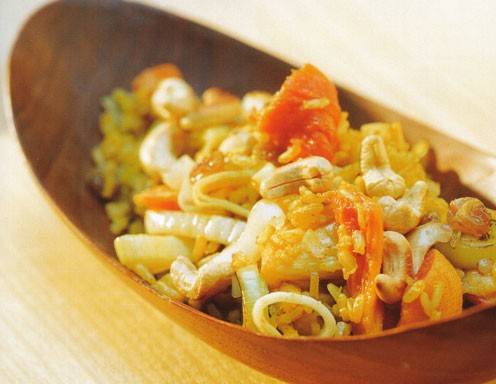 Curryreis mit getrockneten, exotischen Früchten Rezept - ichkoche.de