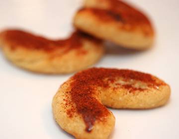 Käsekipferl mit Paprika Käsekipferl mit Paprika
