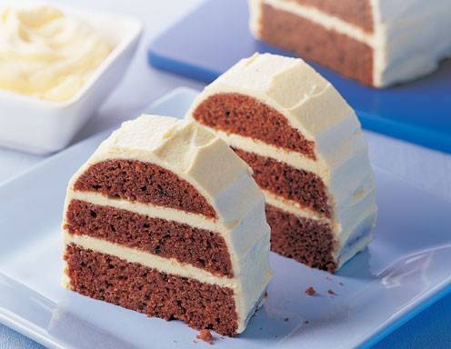 Kakaokuchen mit Mascarinocreme Rezept - ichkoche.de Kakaokuchen mit Mascarinocreme Rezept - ichkoche.de