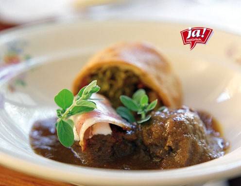 Rinderragout in Senf-Speck-Sauce Rezept - ichkoche.de Rinderragout in Senf-Speck-Sauce Rezept - ichkoche.de