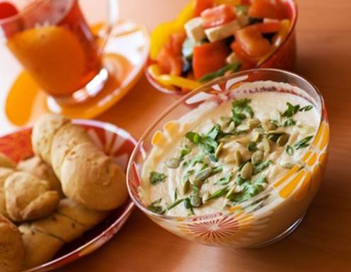 Kürbissalat mit Kräuterrahm Rezept - ichkoche.ch