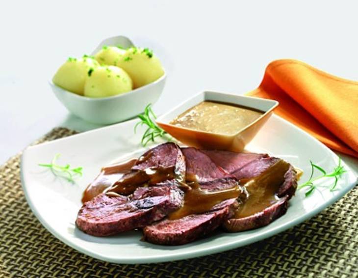 Rentierbraten mit Hagebuttensauce